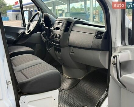Білий Мерседес Sprinter, об'ємом двигуна 2.2 л та пробігом 340 тис. км за 18400 $, фото 12 на Automoto.ua