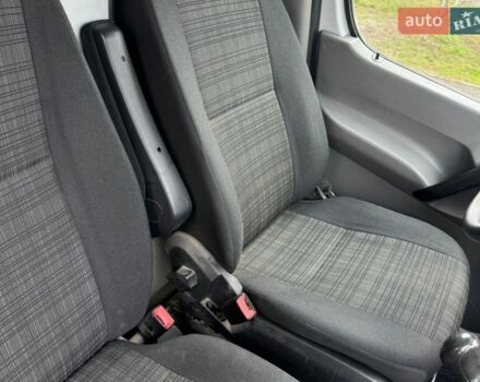 Белый Мерседес Sprinter, объемом двигателя 2.99 л и пробегом 540 тыс. км за 24999 $, фото 19 на Automoto.ua