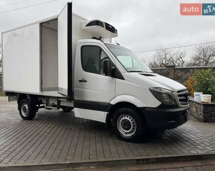 Белый Мерседес Sprinter, объемом двигателя 2.2 л и пробегом 304 тыс. км за 19300 $, фото 12 на Automoto.ua