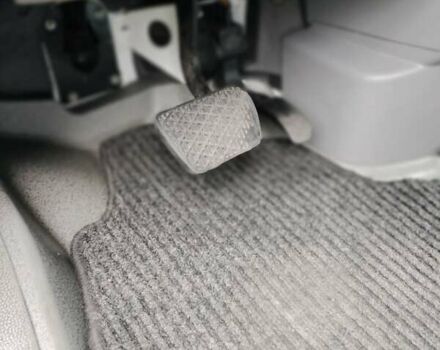 Белый Мерседес Sprinter, объемом двигателя 0 л и пробегом 200 тыс. км за 26000 $, фото 27 на Automoto.ua