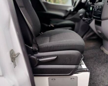 Белый Мерседес Sprinter, объемом двигателя 0 л и пробегом 200 тыс. км за 26000 $, фото 13 на Automoto.ua