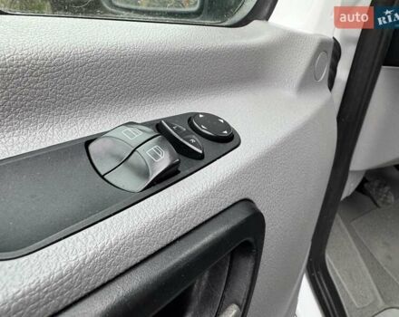 Белый Мерседес Sprinter, объемом двигателя 2.2 л и пробегом 304 тыс. км за 19300 $, фото 55 на Automoto.ua