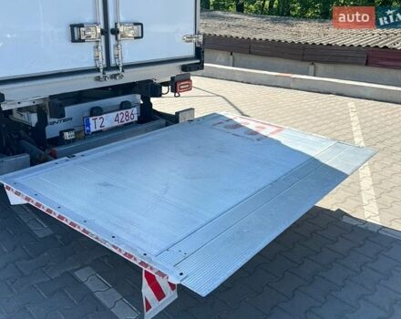 Белый Мерседес Sprinter, объемом двигателя 2.2 л и пробегом 300 тыс. км за 28800 $, фото 11 на Automoto.ua