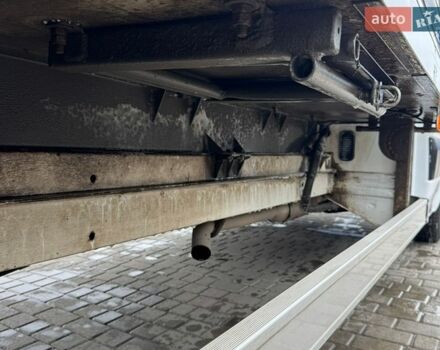 Белый Мерседес Sprinter, объемом двигателя 3 л и пробегом 300 тыс. км за 29000 $, фото 8 на Automoto.ua