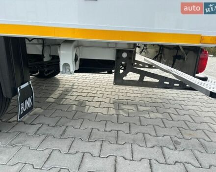 Белый Мерседес Sprinter, объемом двигателя 2.2 л и пробегом 298 тыс. км за 22000 $, фото 14 на Automoto.ua