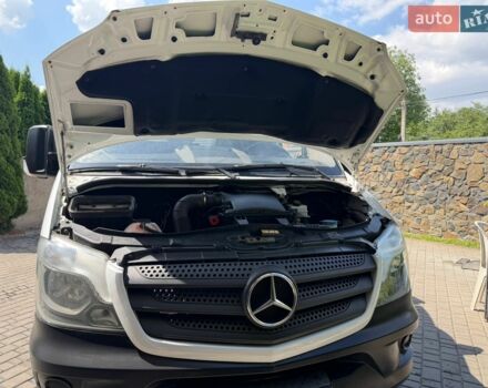 Белый Мерседес Sprinter, объемом двигателя 2.2 л и пробегом 247 тыс. км за 17000 $, фото 31 на Automoto.ua