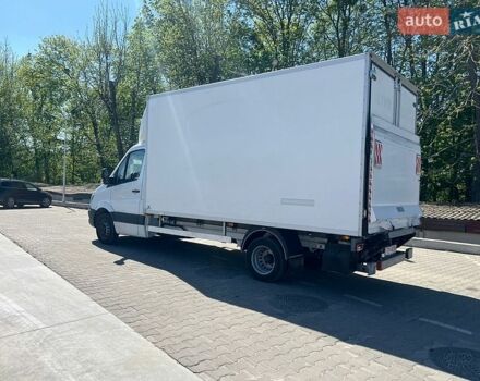 Белый Мерседес Sprinter, объемом двигателя 2.2 л и пробегом 300 тыс. км за 28800 $, фото 1 на Automoto.ua