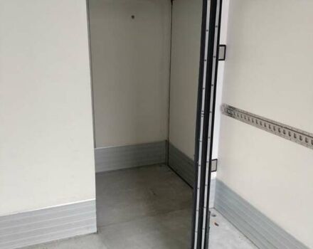 Белый Мерседес Sprinter, объемом двигателя 0 л и пробегом 200 тыс. км за 26000 $, фото 3 на Automoto.ua