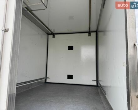 Белый Мерседес Sprinter, объемом двигателя 2.1 л и пробегом 332 тыс. км за 23700 $, фото 11 на Automoto.ua