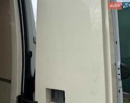 Белый Мерседес Sprinter, объемом двигателя 2.99 л и пробегом 540 тыс. км за 21500 $, фото 7 на Automoto.ua