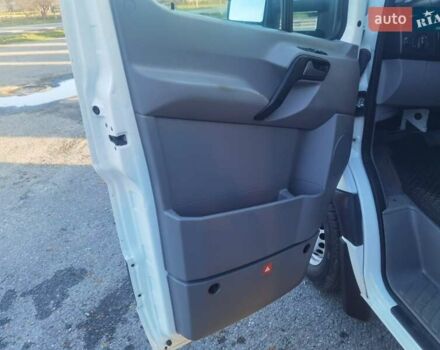 Белый Мерседес Sprinter, объемом двигателя 3 л и пробегом 348 тыс. км за 22399 $, фото 33 на Automoto.ua