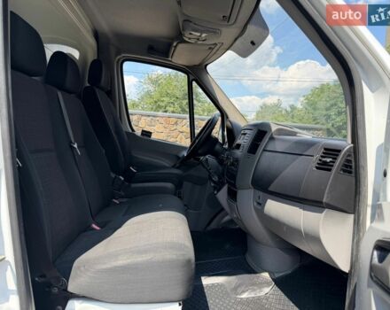 Белый Мерседес Sprinter, объемом двигателя 2.2 л и пробегом 247 тыс. км за 17000 $, фото 24 на Automoto.ua