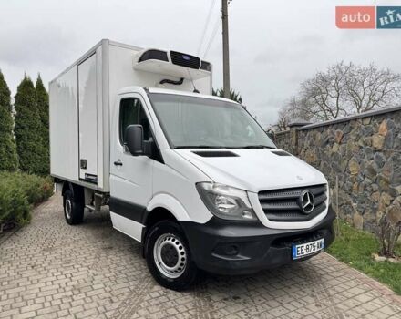 Белый Мерседес Sprinter, объемом двигателя 2.2 л и пробегом 304 тыс. км за 19300 $, фото 4 на Automoto.ua