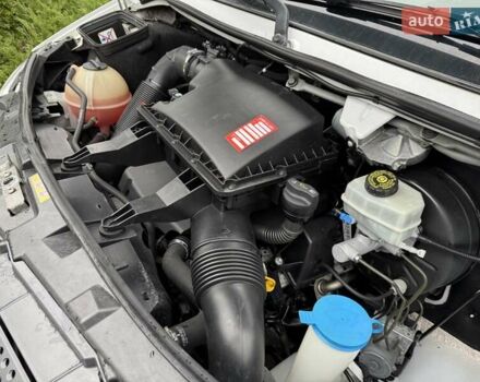 Белый Мерседес Sprinter, объемом двигателя 2.2 л и пробегом 304 тыс. км за 19300 $, фото 57 на Automoto.ua