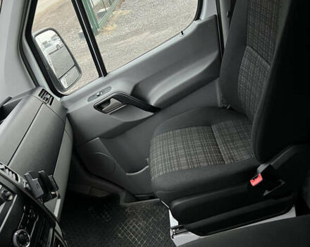 Білий Мерседес Sprinter, об'ємом двигуна 0 л та пробігом 610 тис. км за 20000 $, фото 25 на Automoto.ua