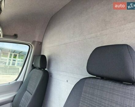 Белый Мерседес Sprinter, объемом двигателя 0 л и пробегом 318 тыс. км за 22300 $, фото 12 на Automoto.ua