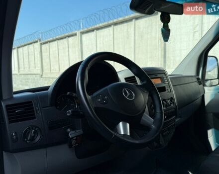 Белый Мерседес Sprinter, объемом двигателя 2.2 л и пробегом 320 тыс. км за 14950 $, фото 32 на Automoto.ua