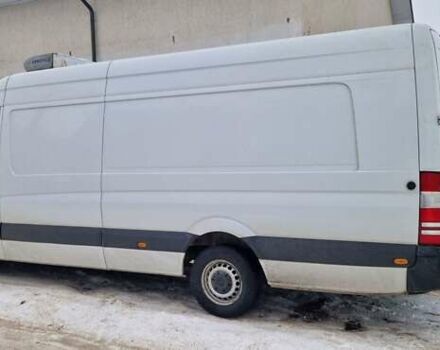 Белый Мерседес Sprinter, объемом двигателя 2.14 л и пробегом 291 тыс. км за 28500 $, фото 2 на Automoto.ua