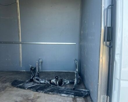 Белый Мерседес Sprinter, объемом двигателя 0 л и пробегом 460 тыс. км за 19000 $, фото 9 на Automoto.ua
