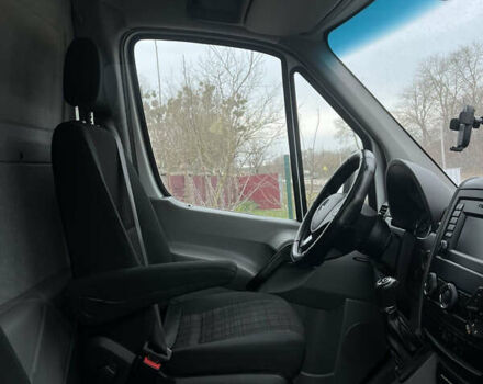 Білий Мерседес Sprinter, об'ємом двигуна 0 л та пробігом 610 тис. км за 20000 $, фото 5 на Automoto.ua