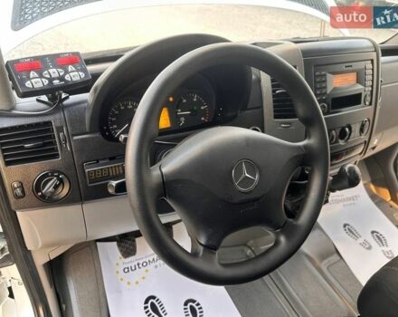 Білий Мерседес Sprinter, об'ємом двигуна 2.2 л та пробігом 185 тис. км за 26900 $, фото 42 на Automoto.ua