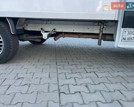 Белый Мерседес Sprinter, объемом двигателя 2.2 л и пробегом 150 тыс. км за 17900 $, фото 9 на Automoto.ua