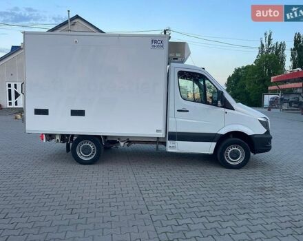 Белый Мерседес Sprinter, объемом двигателя 2.2 л и пробегом 150 тыс. км за 17900 $, фото 5 на Automoto.ua