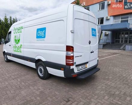 Белый Мерседес Sprinter, объемом двигателя 0 л и пробегом 318 тыс. км за 22300 $, фото 3 на Automoto.ua
