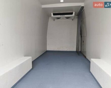 Белый Мерседес Sprinter, объемом двигателя 0 л и пробегом 318 тыс. км за 22300 $, фото 9 на Automoto.ua