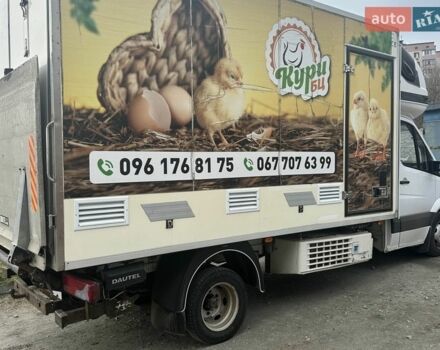 Белый Мерседес Sprinter, объемом двигателя 2.14 л и пробегом 292 тыс. км за 25000 $, фото 3 на Automoto.ua
