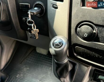 Белый Мерседес Sprinter, объемом двигателя 2.2 л и пробегом 320 тыс. км за 24950 $, фото 28 на Automoto.ua
