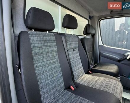 Белый Мерседес Sprinter, объемом двигателя 3 л и пробегом 270 тыс. км за 34999 $, фото 35 на Automoto.ua