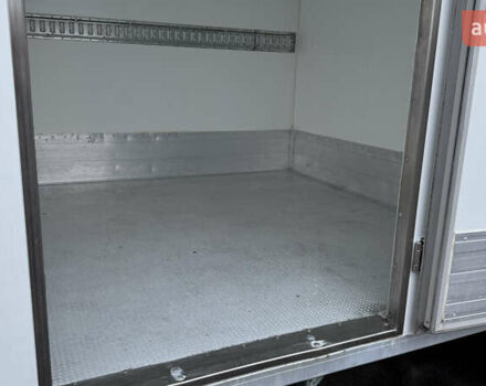 Белый Мерседес Sprinter, объемом двигателя 2.2 л и пробегом 225 тыс. км за 21500 $, фото 18 на Automoto.ua