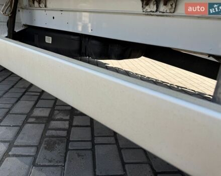 Білий Мерседес Sprinter, об'ємом двигуна 2.2 л та пробігом 257 тис. км за 17200 $, фото 23 на Automoto.ua