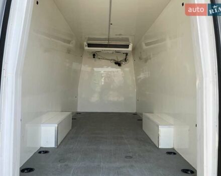 Білий Мерседес Sprinter, об'ємом двигуна 2.2 л та пробігом 175 тис. км за 21950 $, фото 33 на Automoto.ua