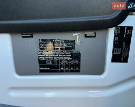 Белый Мерседес Sprinter, объемом двигателя 2.14 л и пробегом 283 тыс. км за 19500 $, фото 56 на Automoto.ua