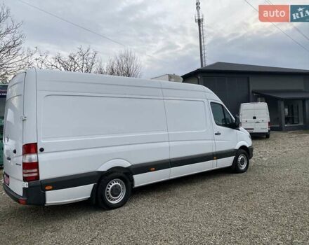 Белый Мерседес Sprinter, объемом двигателя 2.2 л и пробегом 170 тыс. км за 21450 $, фото 15 на Automoto.ua
