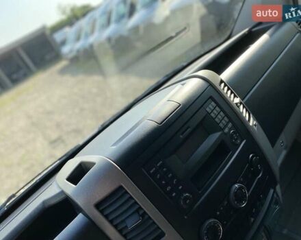 Белый Мерседес Sprinter, объемом двигателя 2.2 л и пробегом 175 тыс. км за 21950 $, фото 58 на Automoto.ua