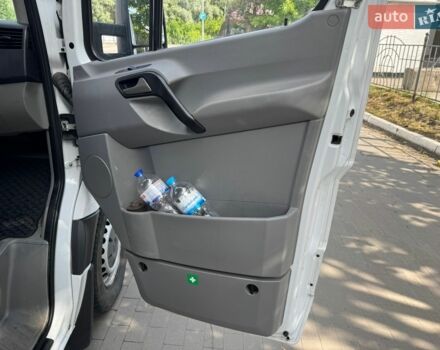 Белый Мерседес Sprinter, объемом двигателя 2.14 л и пробегом 300 тыс. км за 24000 $, фото 23 на Automoto.ua