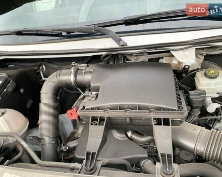 Белый Мерседес Sprinter, объемом двигателя 2.2 л и пробегом 170 тыс. км за 21450 $, фото 49 на Automoto.ua