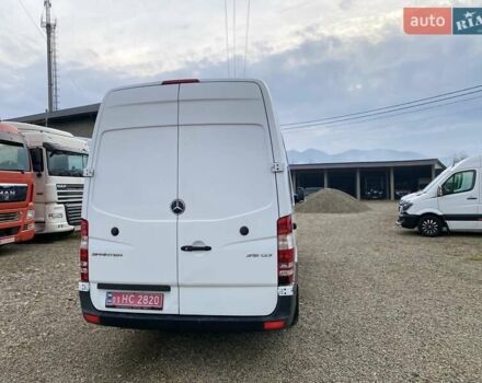 Белый Мерседес Sprinter, объемом двигателя 2.2 л и пробегом 170 тыс. км за 21450 $, фото 7 на Automoto.ua