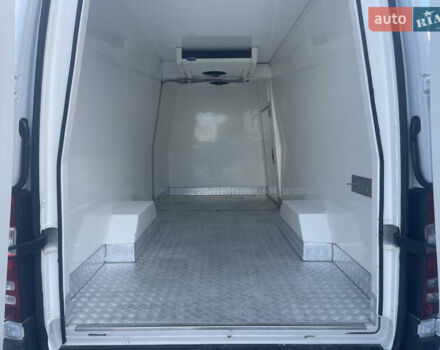 Белый Мерседес Sprinter, объемом двигателя 3 л и пробегом 281 тыс. км за 27900 $, фото 18 на Automoto.ua