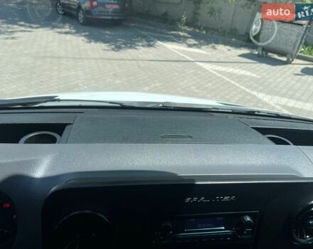 Білий Мерседес Sprinter, об'ємом двигуна 2.2 л та пробігом 258 тис. км за 32500 $, фото 27 на Automoto.ua