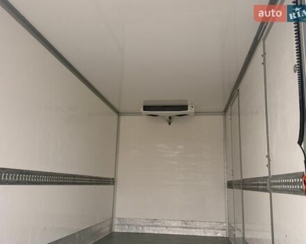 Белый Мерседес Sprinter, объемом двигателя 2.2 л и пробегом 238 тыс. км за 35000 $, фото 22 на Automoto.ua