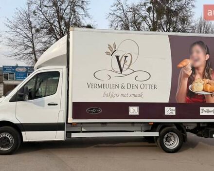 Белый Мерседес Sprinter, объемом двигателя 2.2 л и пробегом 238 тыс. км за 35000 $, фото 4 на Automoto.ua