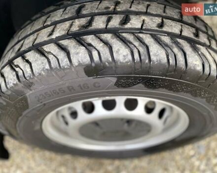 Белый Мерседес Sprinter, объемом двигателя 2.2 л и пробегом 170 тыс. км за 21450 $, фото 22 на Automoto.ua