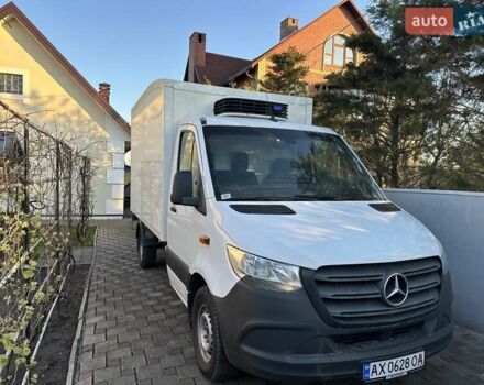Белый Мерседес Sprinter, объемом двигателя 2.14 л и пробегом 266 тыс. км за 21200 $, фото 2 на Automoto.ua