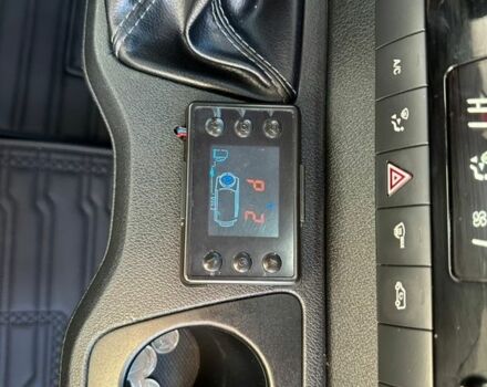 Белый Мерседес Sprinter, объемом двигателя 2.2 л и пробегом 560 тыс. км за 34900 $, фото 25 на Automoto.ua