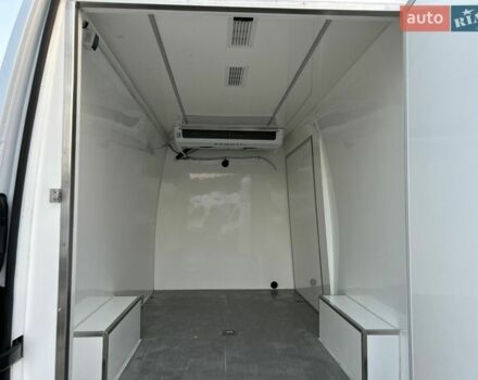 Білий Мерседес Sprinter, об'ємом двигуна 2.2 л та пробігом 210 тис. км за 21550 $, фото 26 на Automoto.ua