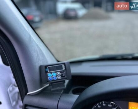 Белый Мерседес Sprinter, объемом двигателя 2.2 л и пробегом 175 тыс. км за 25450 $, фото 49 на Automoto.ua